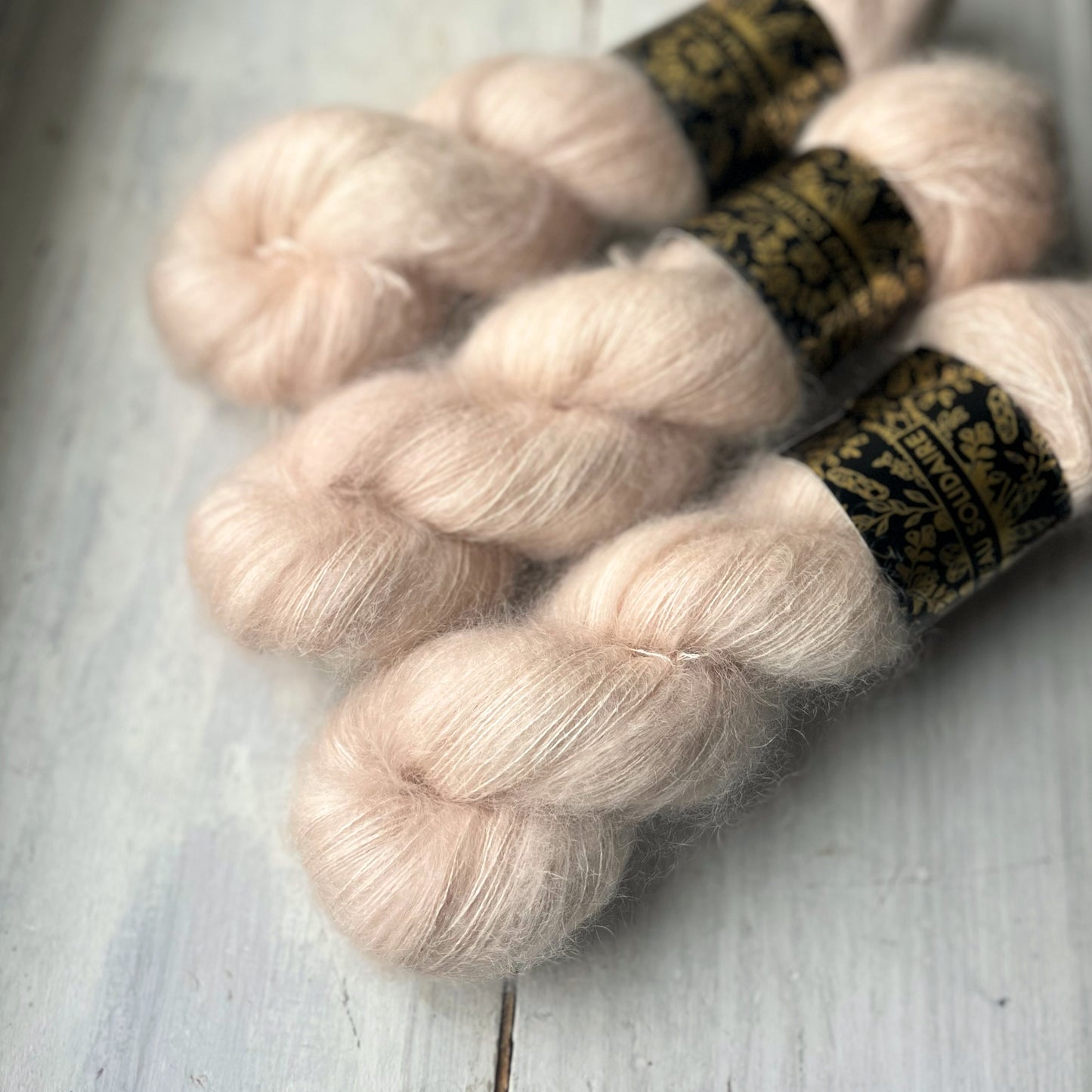 ATMOSPHÈRE - La tête dans les nuages