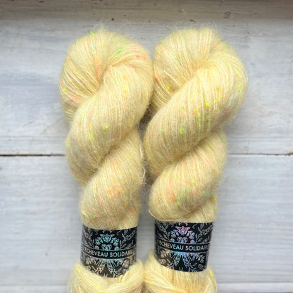 CONSTELLATION FLUFFY - Jaune Câlin