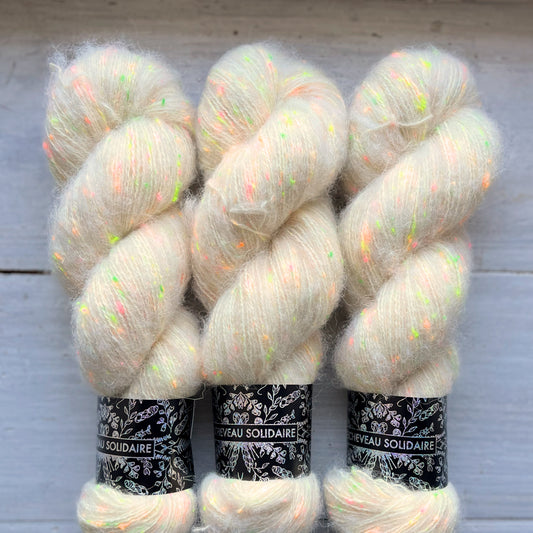 CONSTELLATION FLUFFY - Non teint