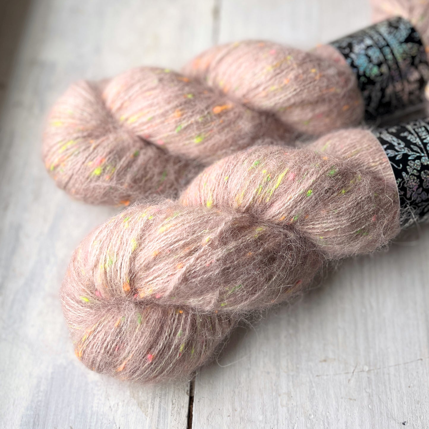 CONSTELLATION FLUFFY - Voir la vie en rose