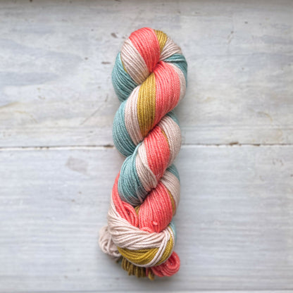 STRONG & SHINY DK - 4 minis Velours Lounge PRÉCOMMANDE ÉPHÉMÈRE