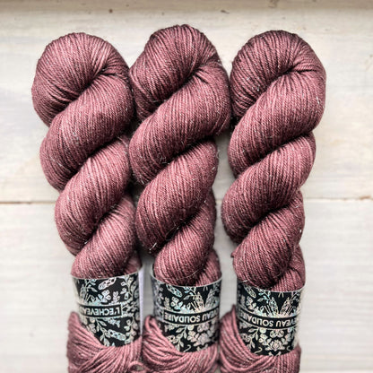 STRONG & SHINY DK - Plume PRÉCOMMANDE EPHÉMÈRE