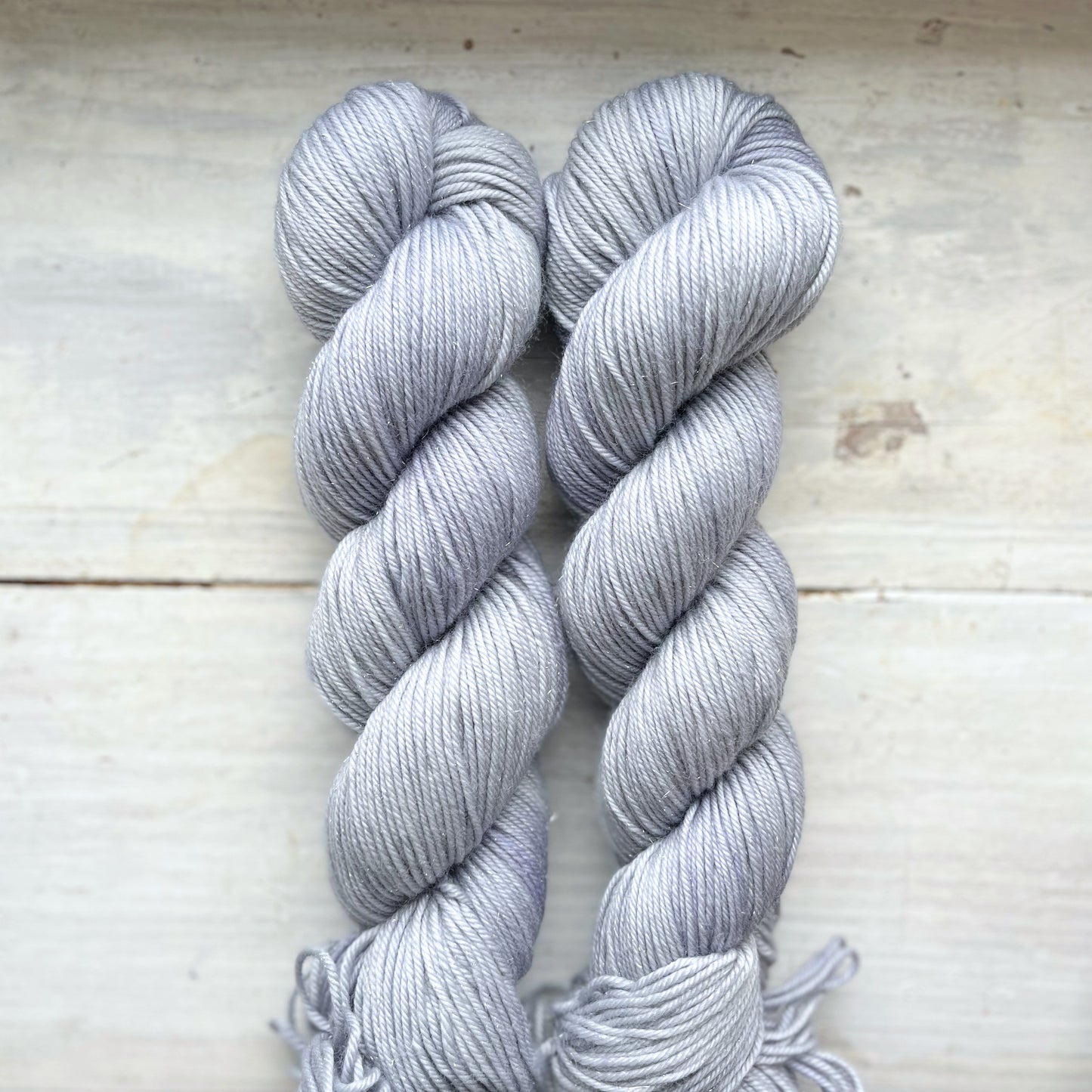 STRONG & SHINY DK - Skyline PRÉCOMMANDE EPHÉMÈRE