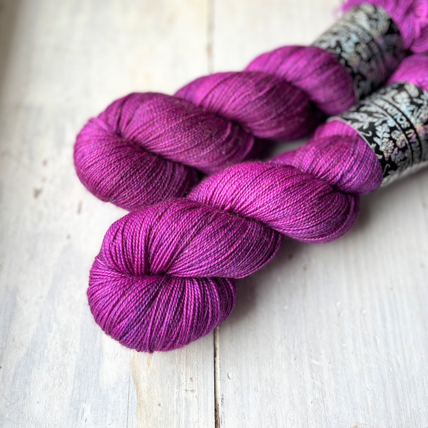 STRONG & SHINY - Rose Chantier (Rose field)