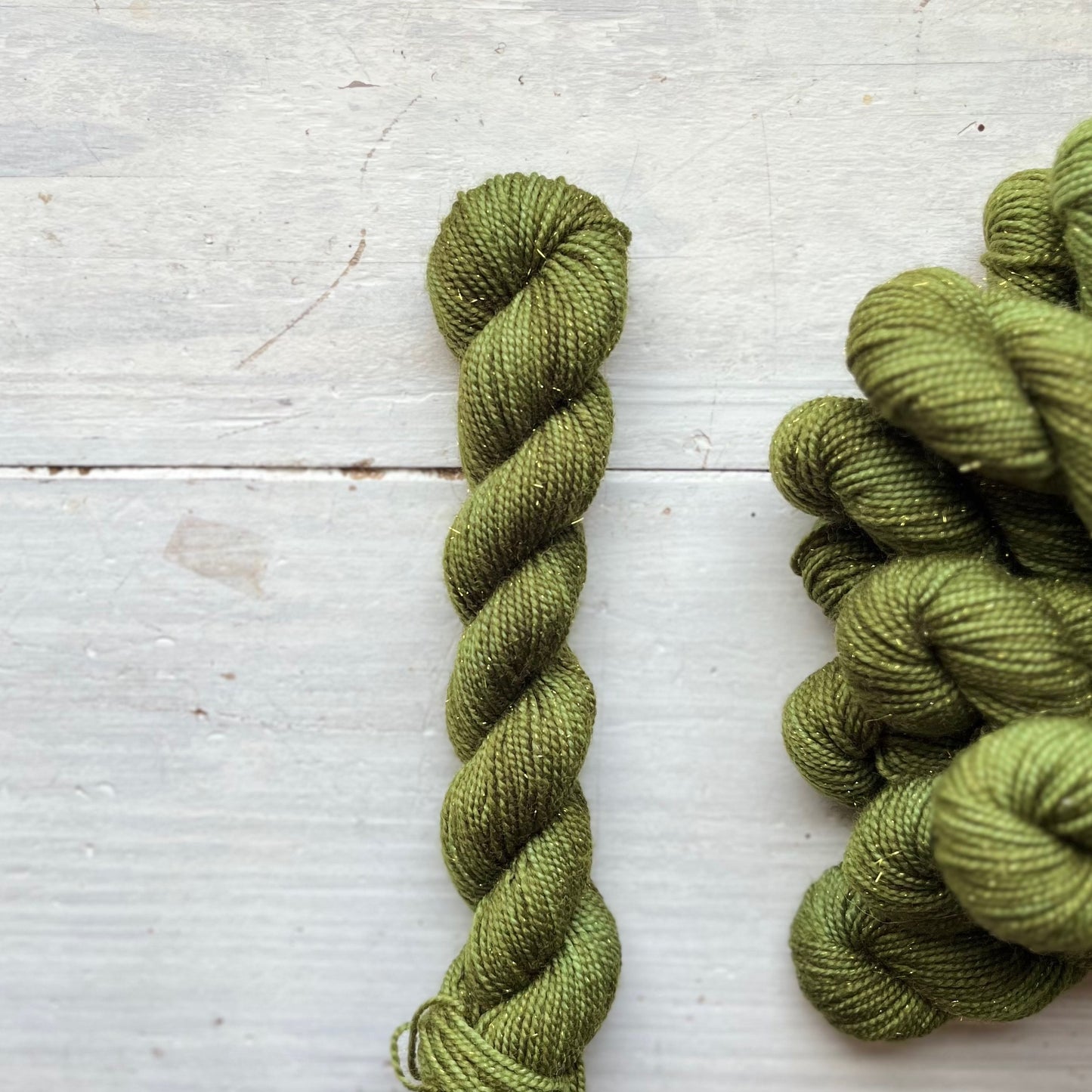 STRONG & SHINY MINI - En vert et contre tout