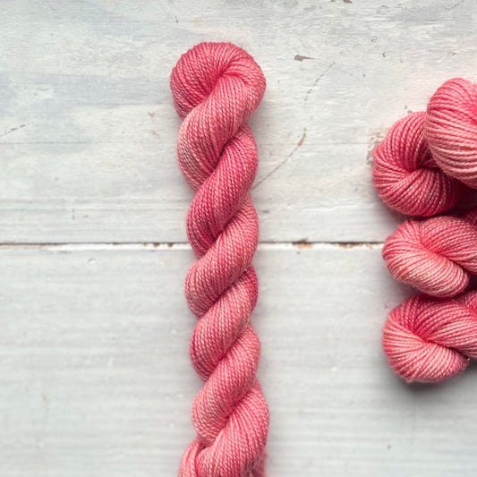 STRONG & SHINY MINI - Pamplemousse (Grapefruit)